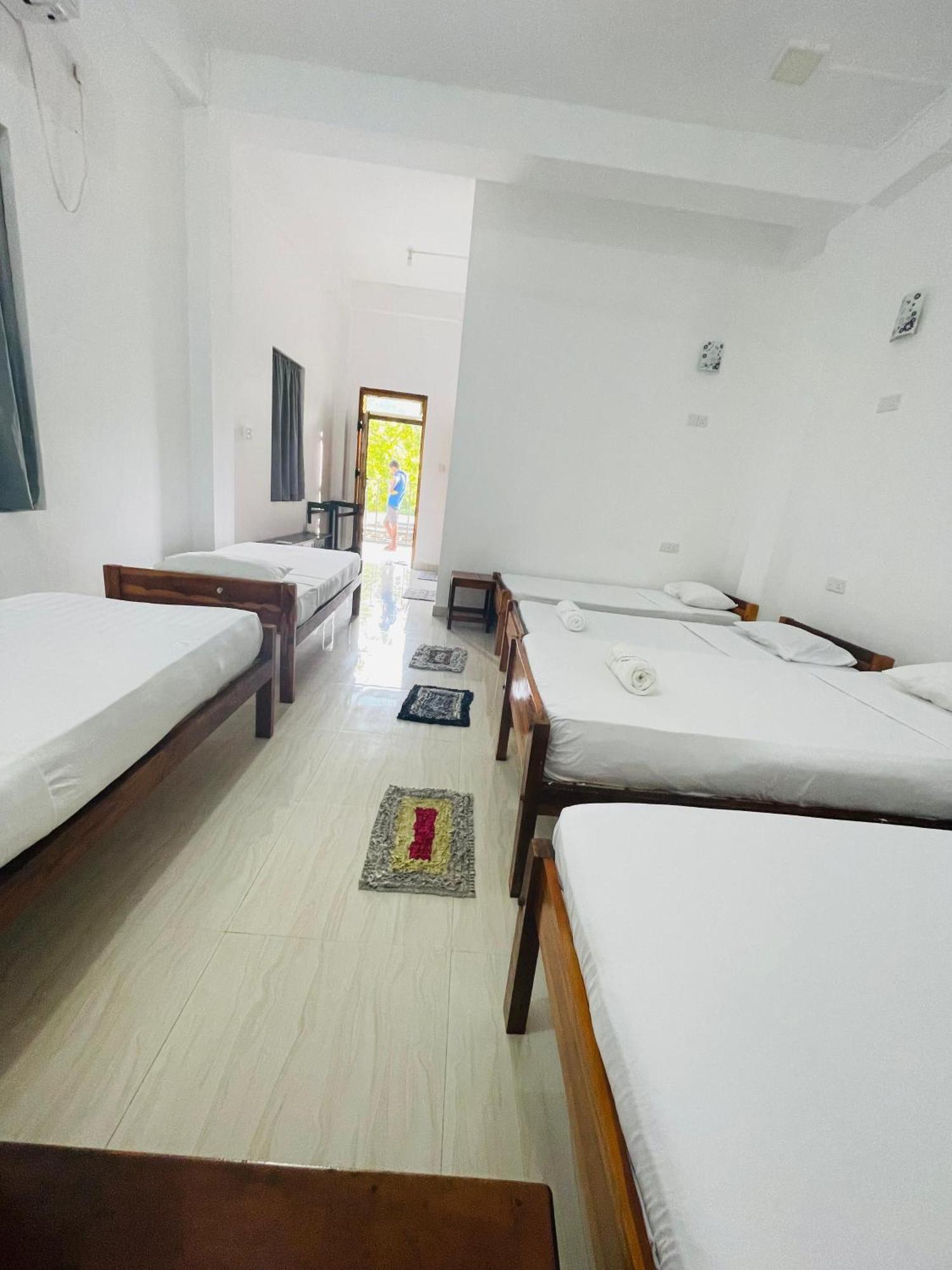 Zimbay Guest House 아루감 베이 외부 사진
